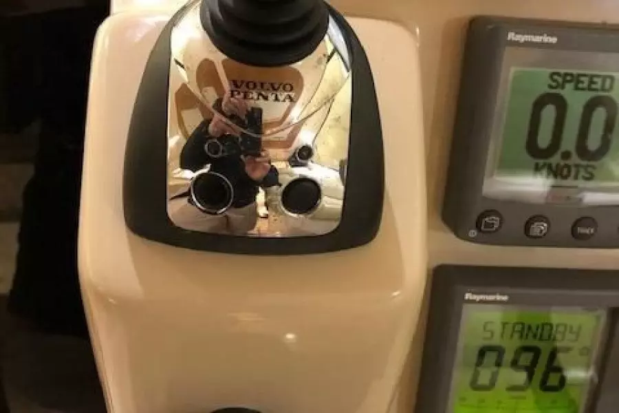 2008 Tiara Yachts 4300 Sovran