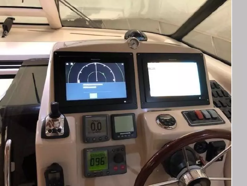 2008 Tiara Yachts 4300 Sovran