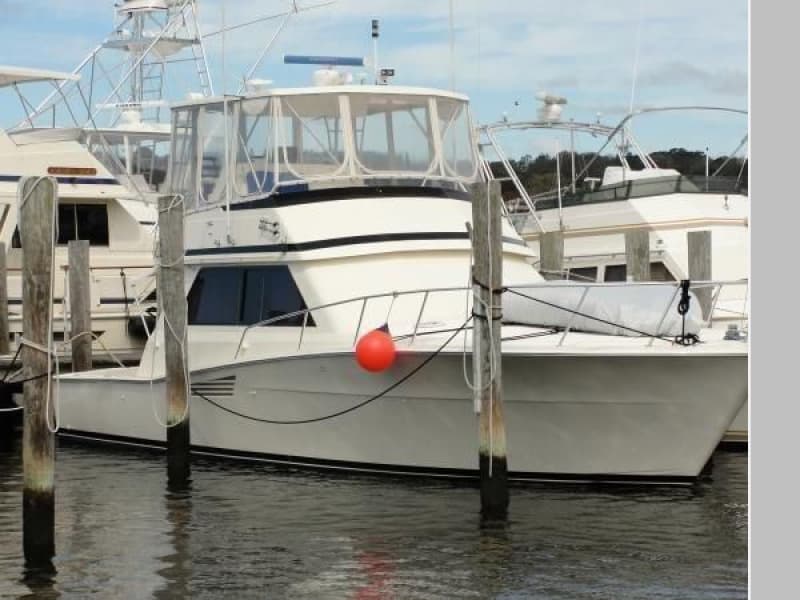 1990 Viking 43 Convertible