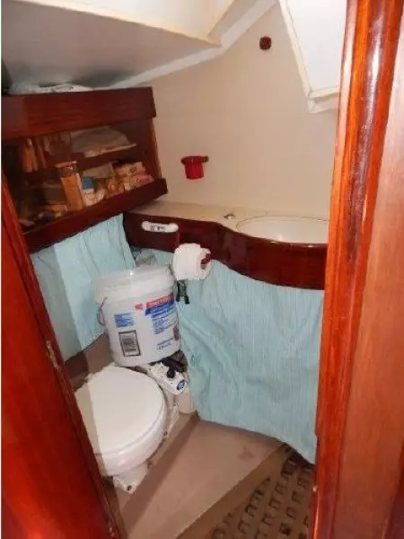 1983 Beneteau First 42