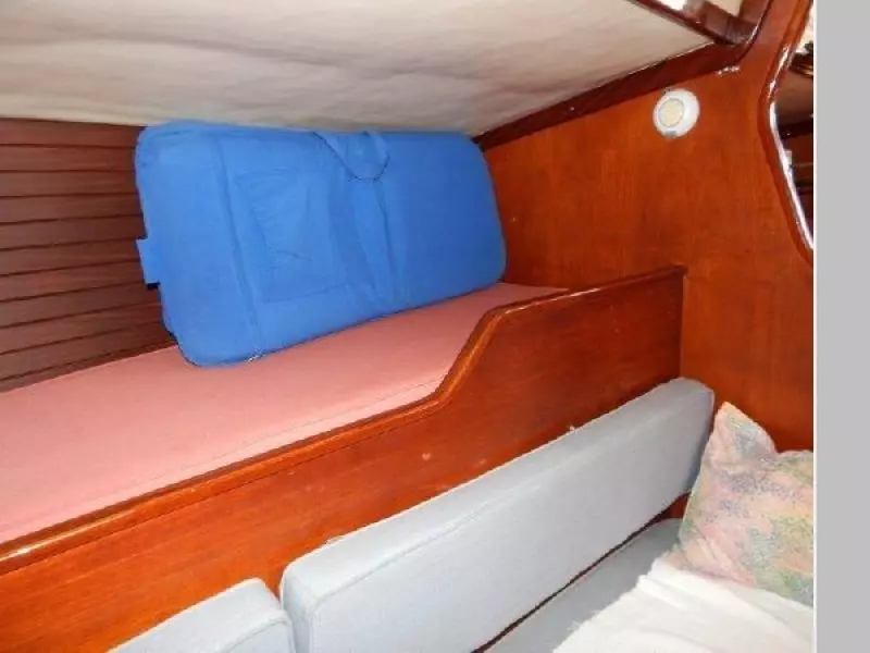 1983 Beneteau First 42