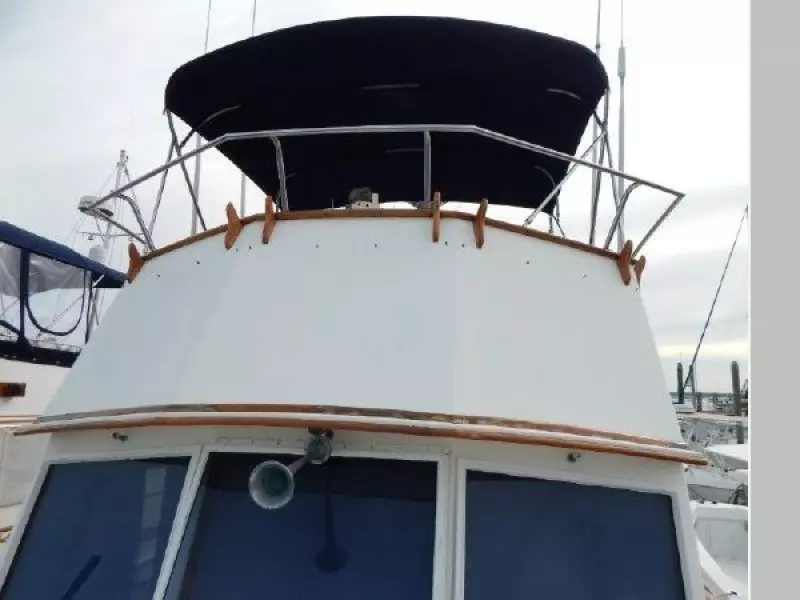 1985 Grand Banks Classic