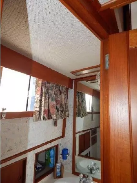 1985 Grand Banks Classic