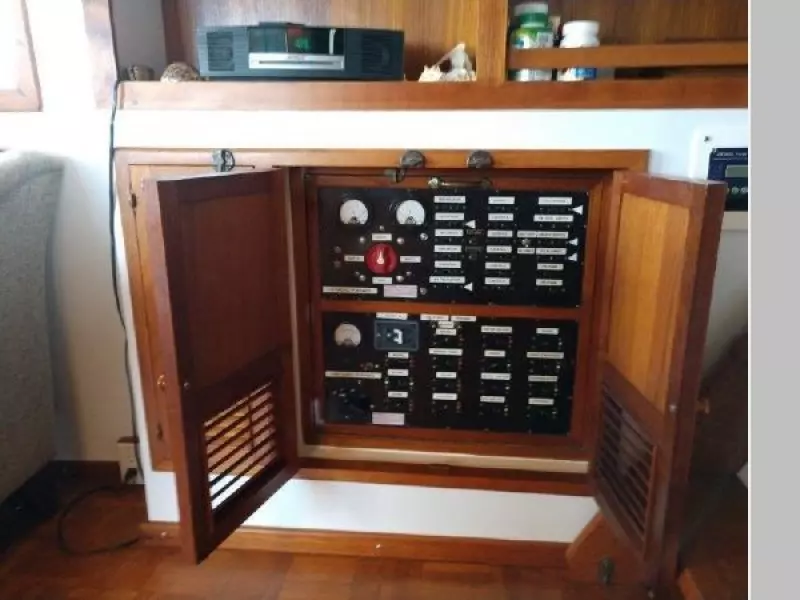 1981 Kadey-Krogen 42 Trawler