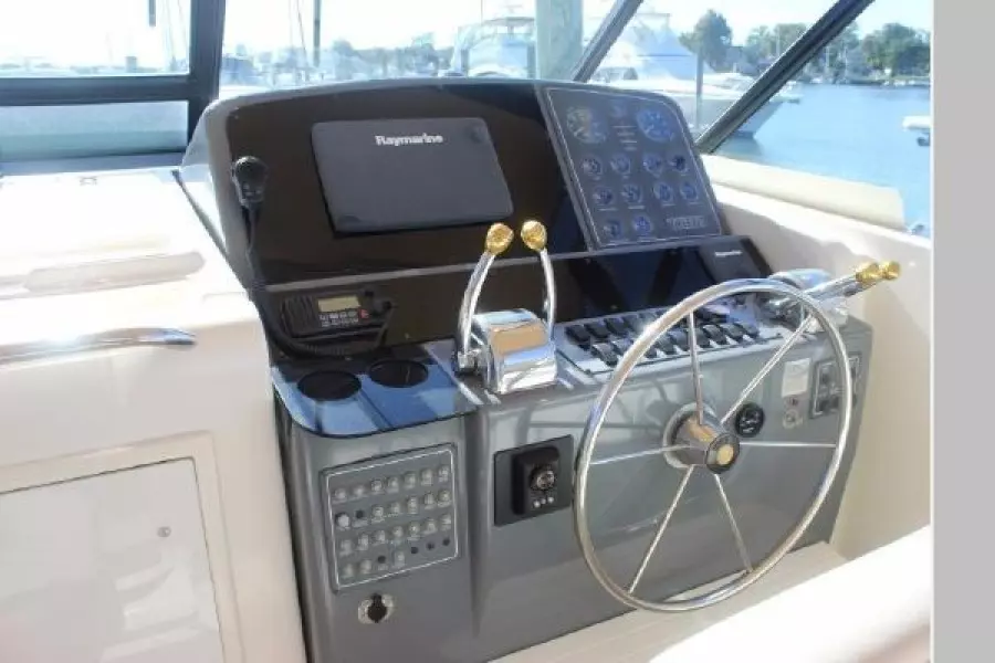 1997 Tiara Yachts 41 Open