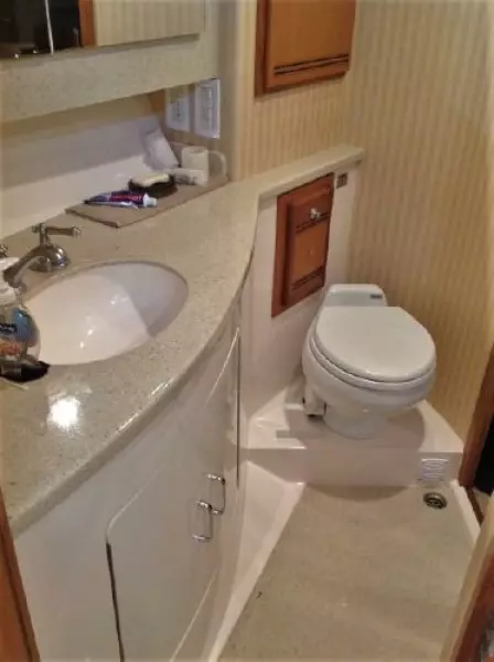 2008 Cabo 40 Convertible