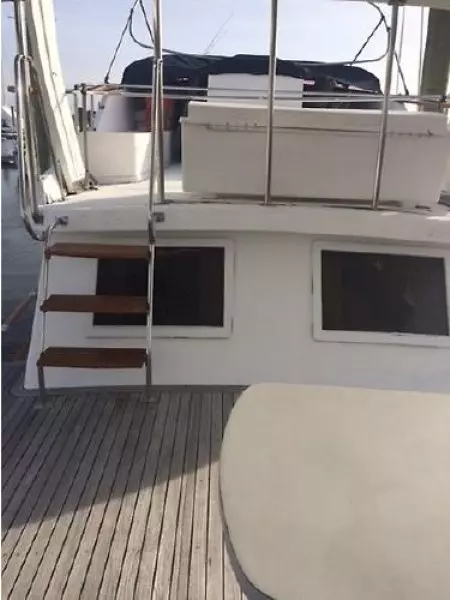 1987 Hershine Sundeck Trawler