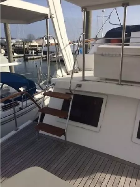 1987 Hershine Sundeck Trawler