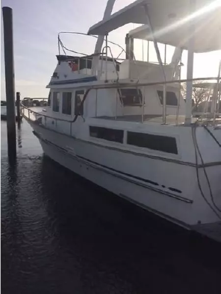 1987 Hershine Sundeck Trawler