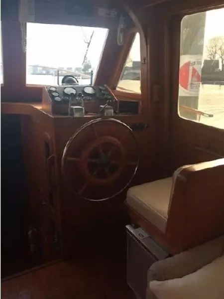 1987 Hershine Sundeck Trawler