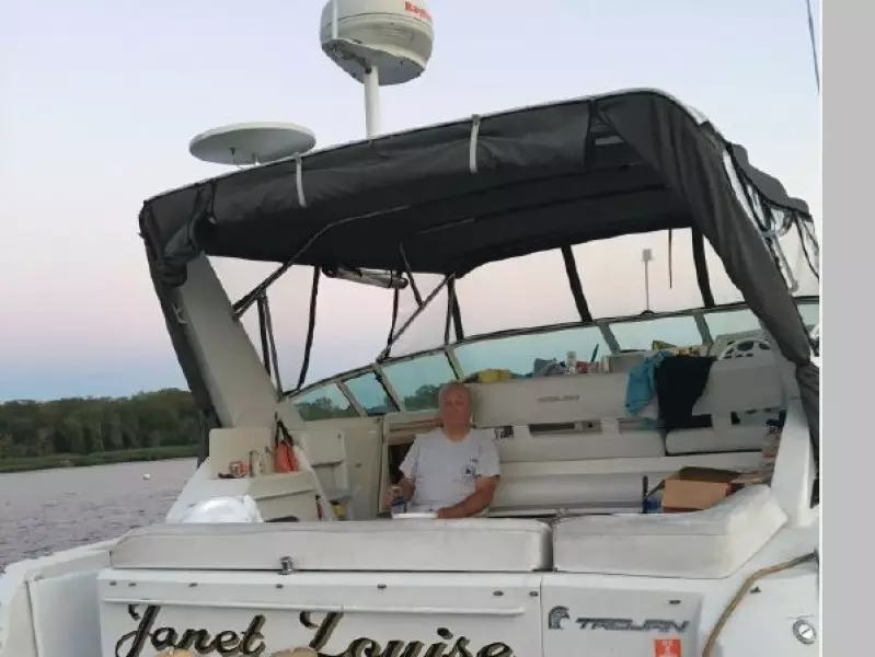 1994 Trojan 37 Express