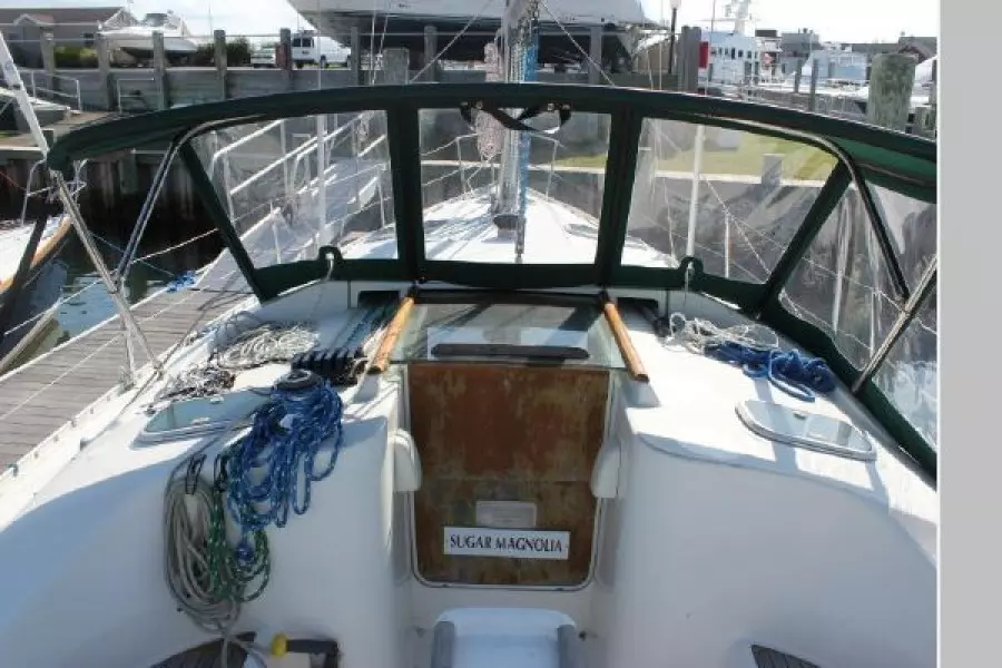 1999 Beneteau Oceanis 381