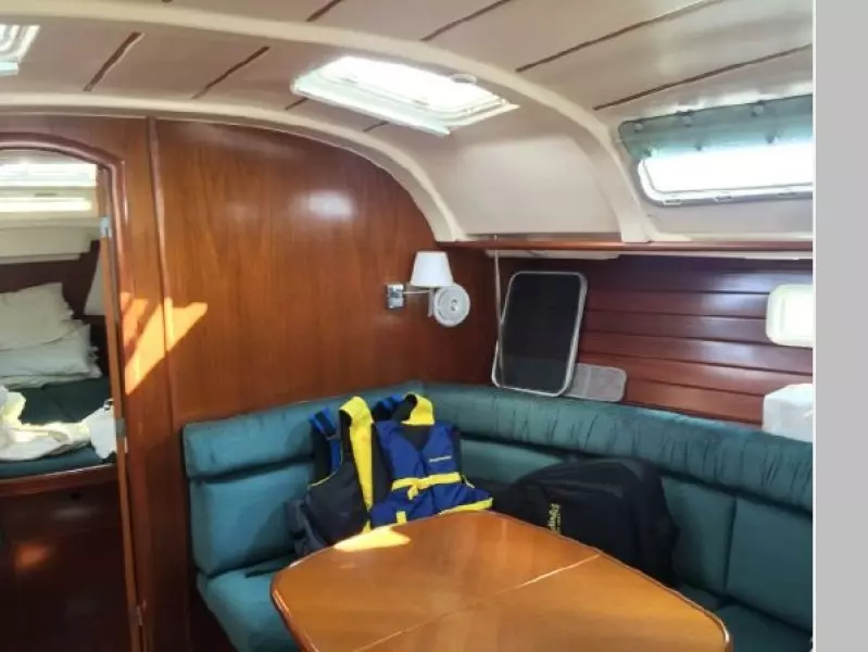 1999 Beneteau Oceanis 381