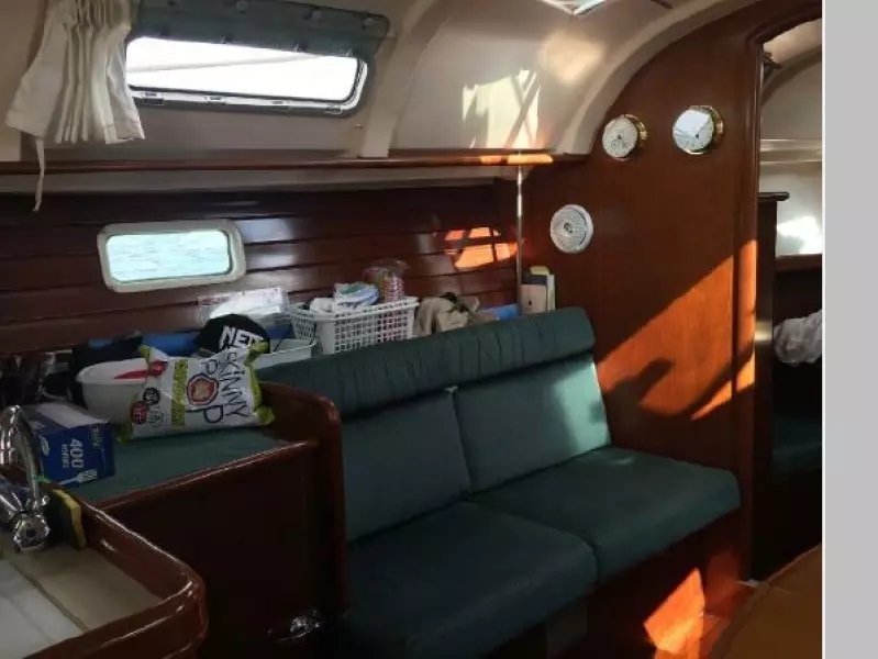1999 Beneteau Oceanis 381