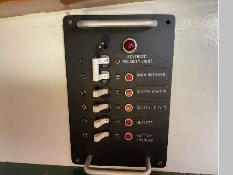 1996 Custom Harris Aft Cockpit Sloop