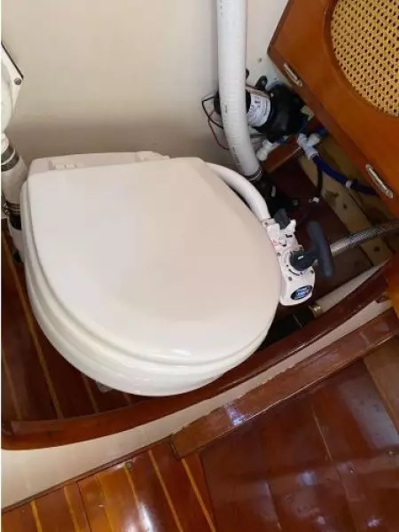 1996 Custom Harris Aft Cockpit Sloop