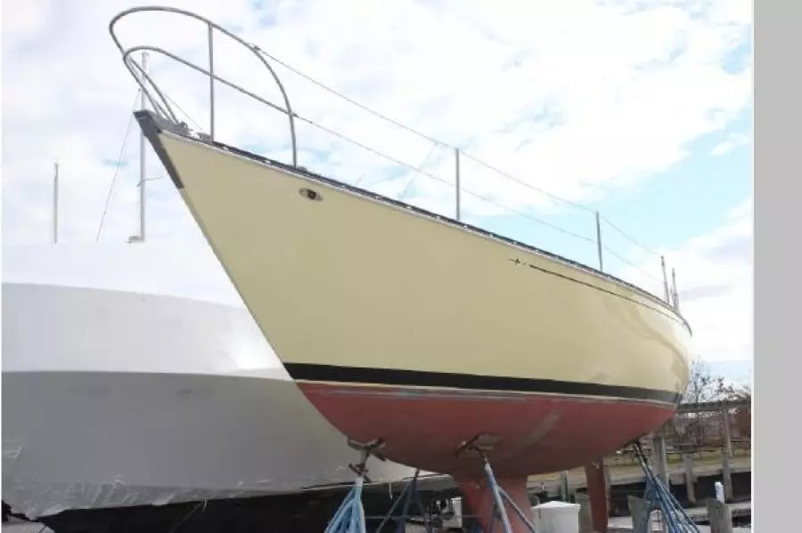 1976 C&C 38 Sloop