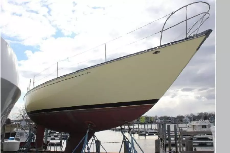 1976 C&C 38 Sloop