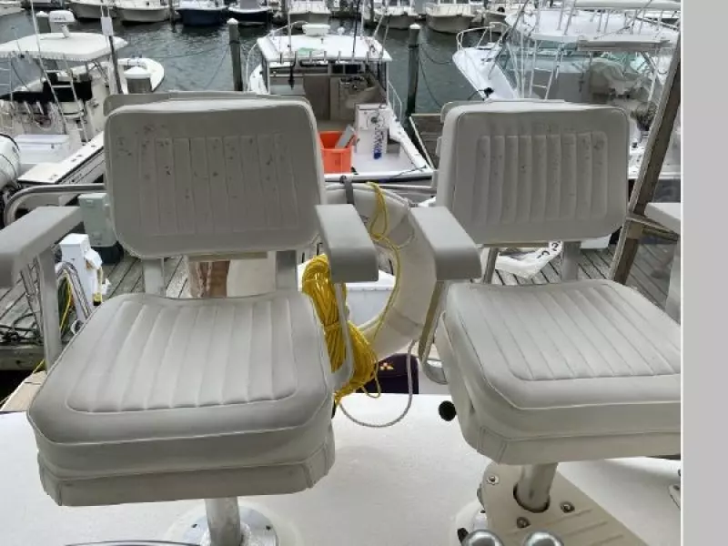 1990 Egg Harbor Golden Egg