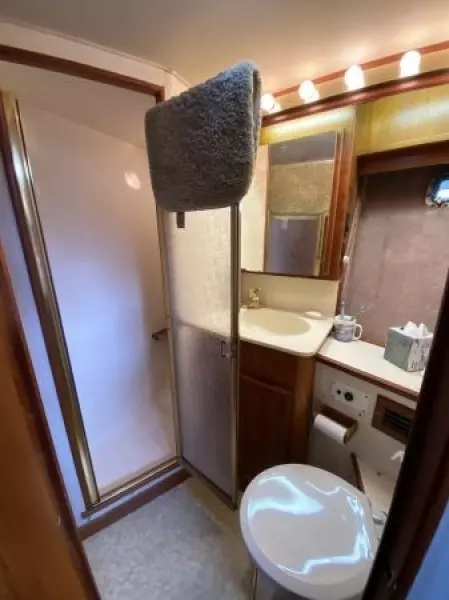 1990 Egg Harbor Golden Egg