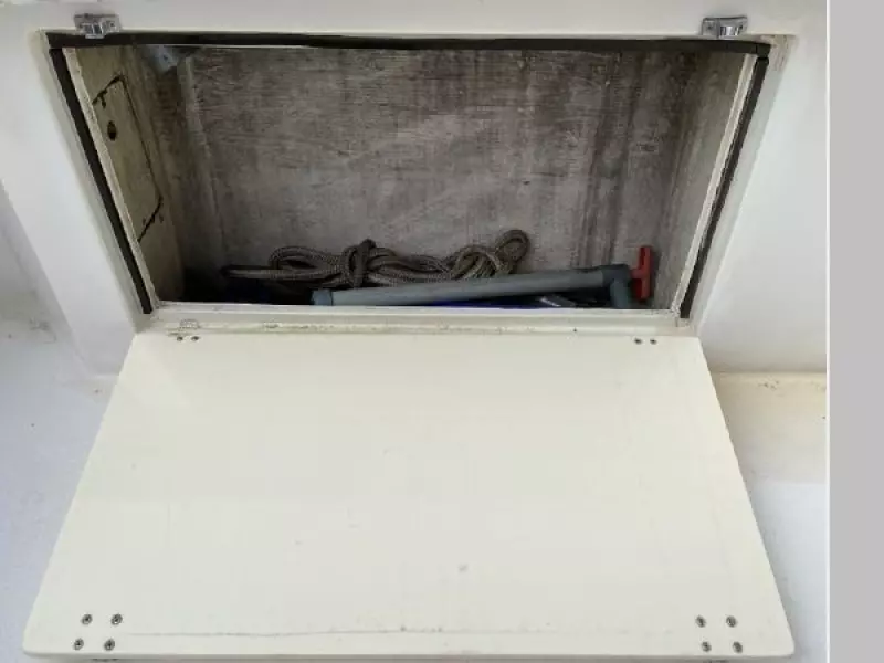 1990 Egg Harbor Golden Egg