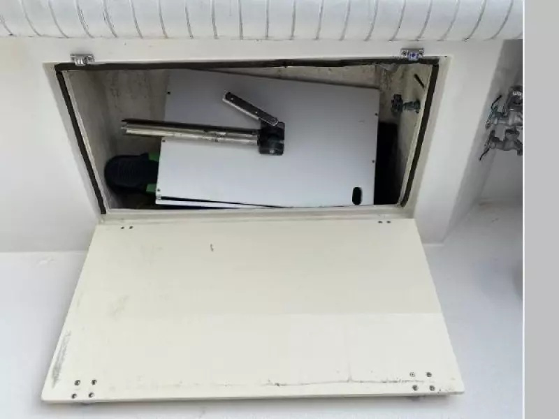 1990 Egg Harbor Golden Egg