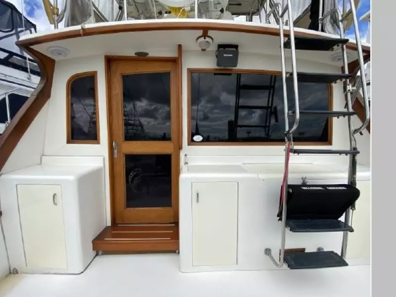 1990 Egg Harbor Golden Egg