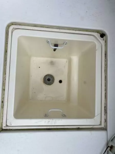 1990 Egg Harbor Golden Egg