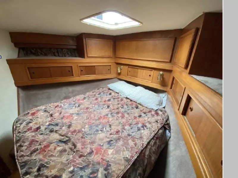 1990 Egg Harbor Golden Egg