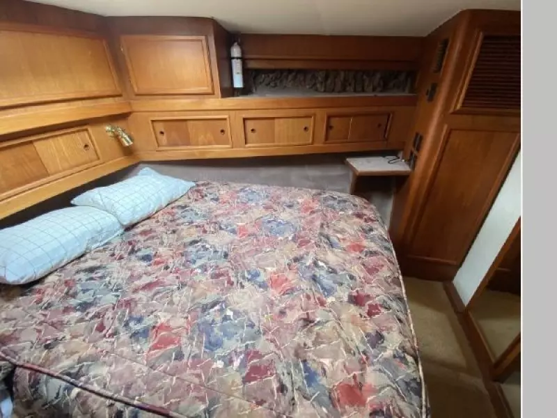 1990 Egg Harbor Golden Egg