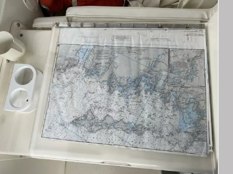 1990 Egg Harbor Golden Egg