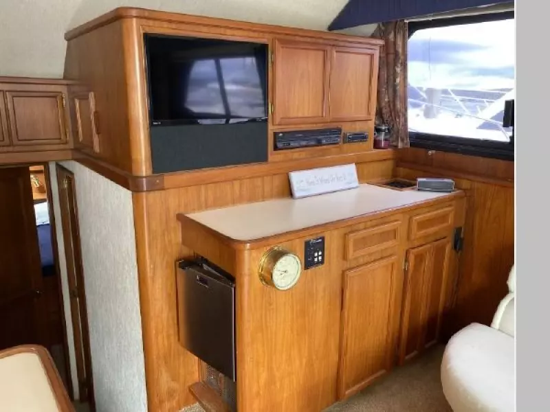 1990 Egg Harbor Golden Egg