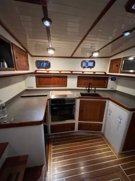 2007 Northern Bay 38