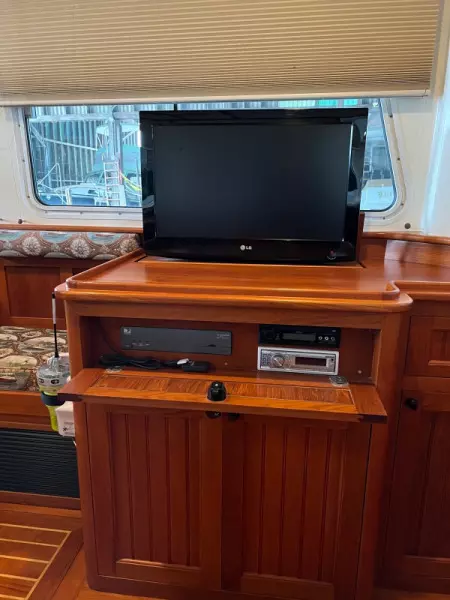 2007 Northern Bay 38