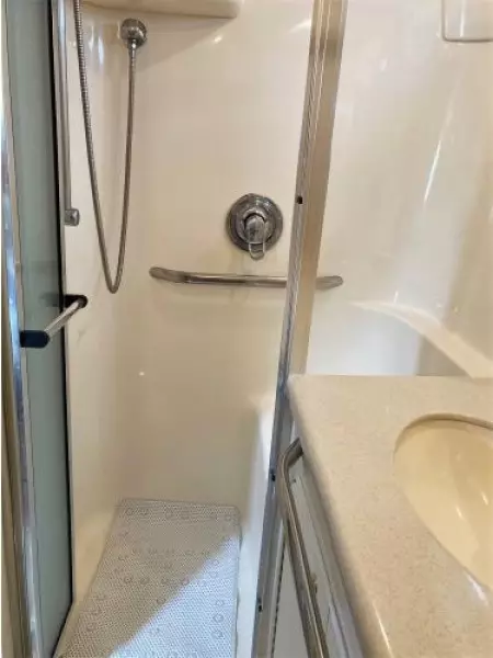 2000 Sea Ray 380 Aft Cabin