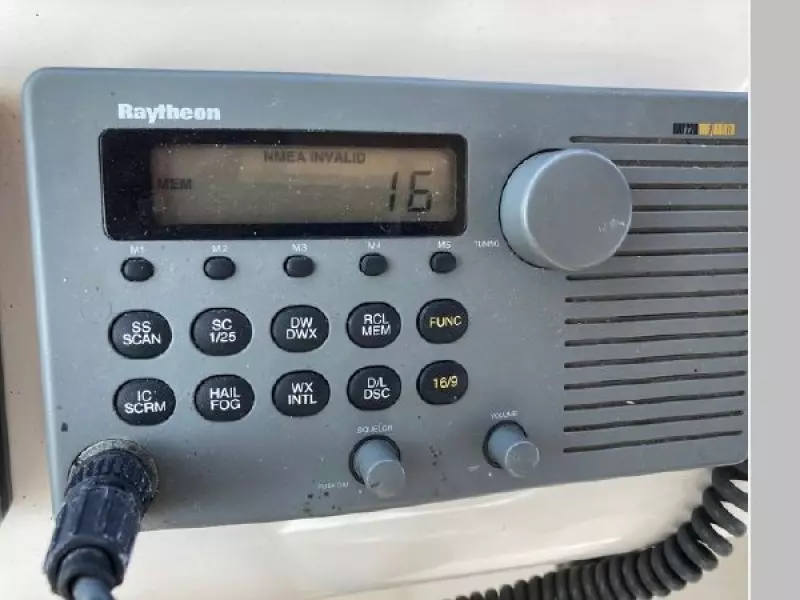 2000 Sea Ray 380 Aft Cabin