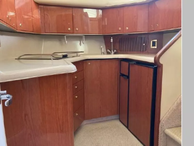 2000 Sea Ray 380 Aft Cabin