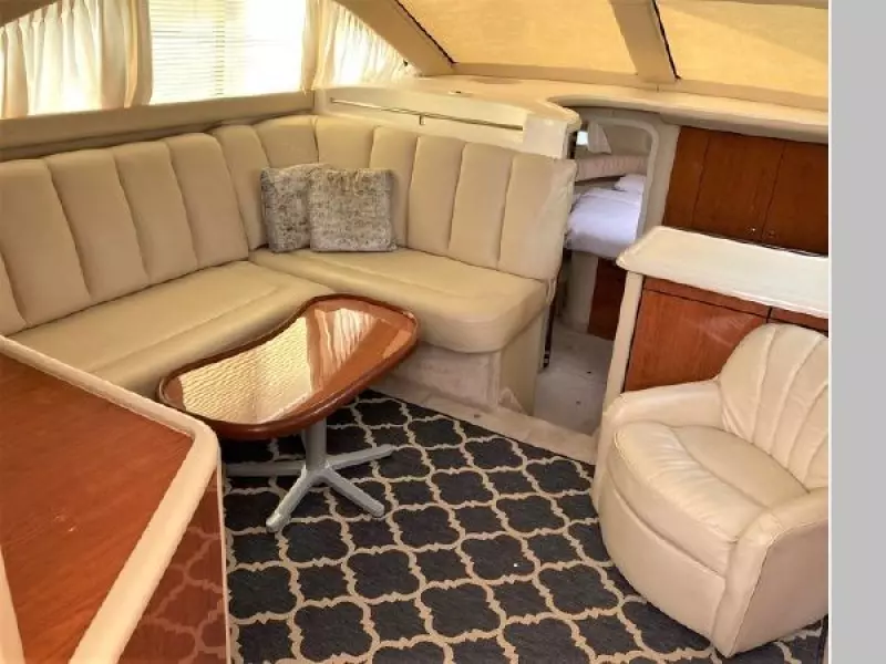2000 Sea Ray 380 Aft Cabin