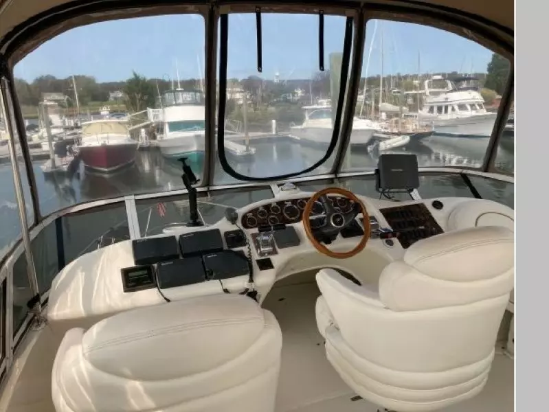 2000 Sea Ray 380 Aft Cabin