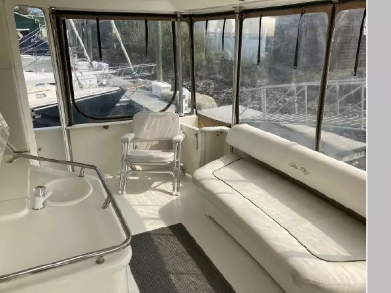 2000 Sea Ray 380 Aft Cabin