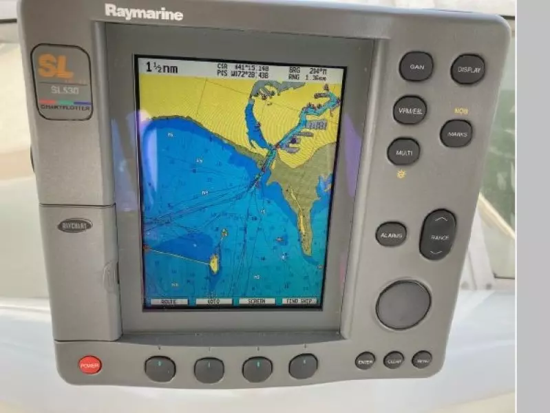 2000 Sea Ray 380 Aft Cabin