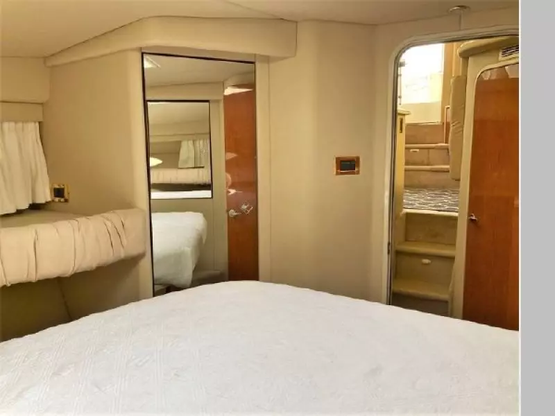 2000 Sea Ray 380 Aft Cabin