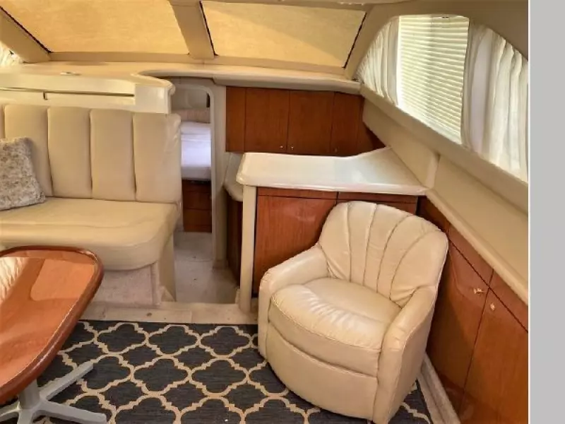 2000 Sea Ray 380 Aft Cabin