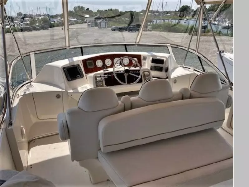 2005 Silverton 38 Sport Bridge