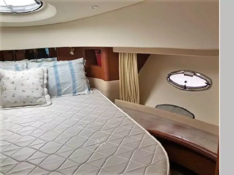 2005 Silverton 38 Sport Bridge