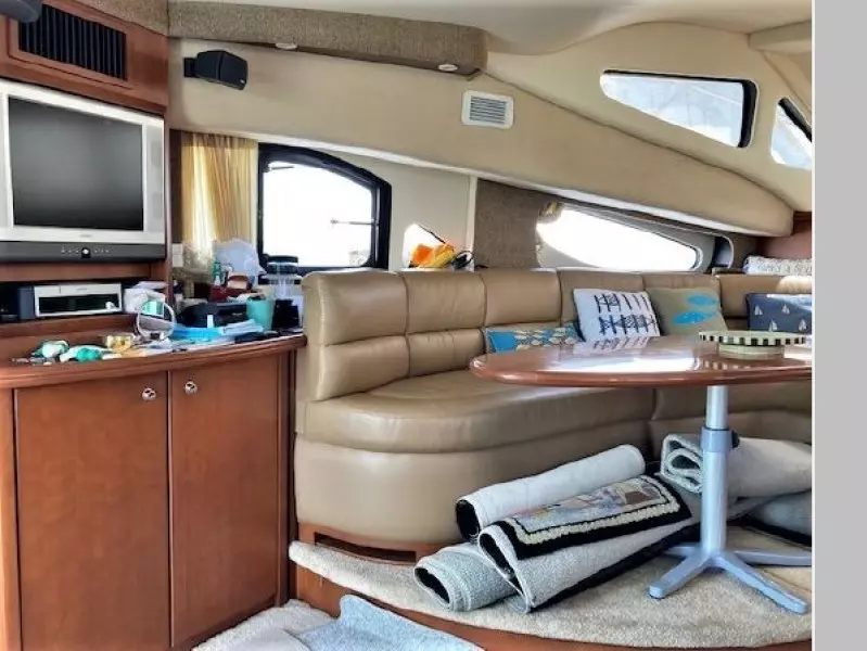 2005 Silverton 38 Sport Bridge