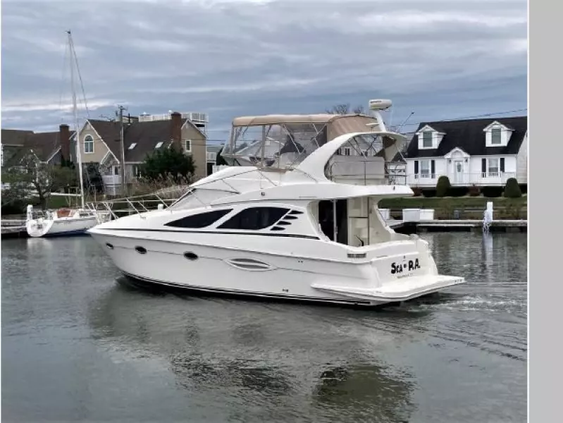 2005 Silverton 38 Sport Bridge