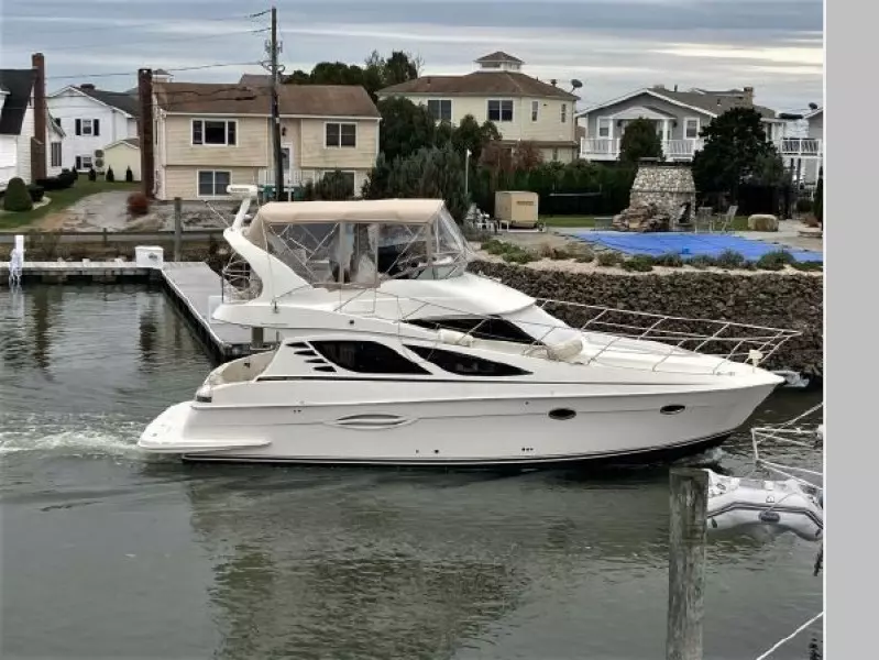 2005 Silverton 38 Sport Bridge