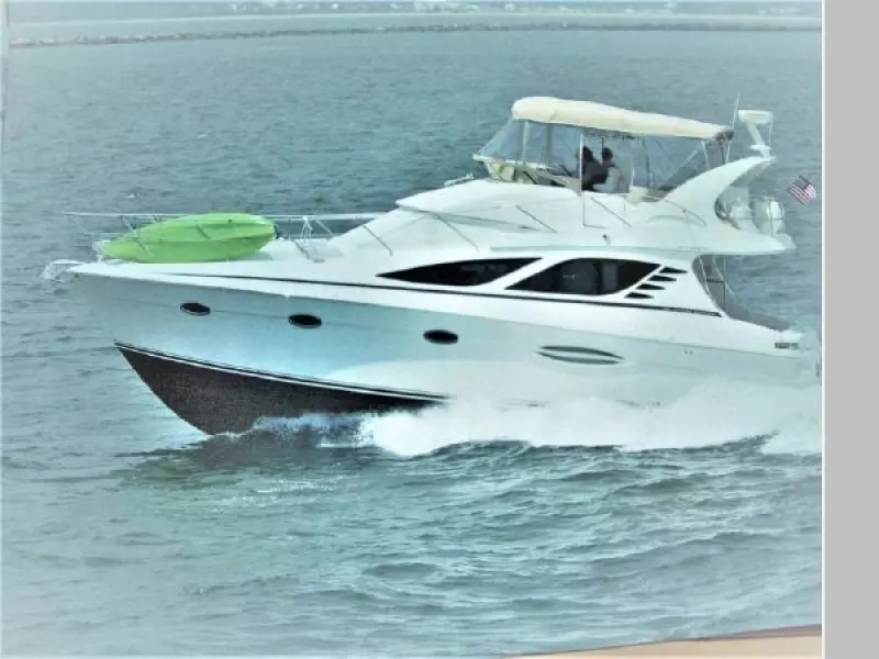 2005 Silverton 38 Sport Bridge