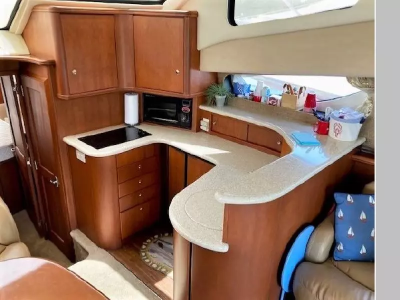 2005 Silverton 38 Sport Bridge